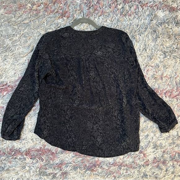 Rails Eloise python snake print button down blouse S - Picture 3 of 6